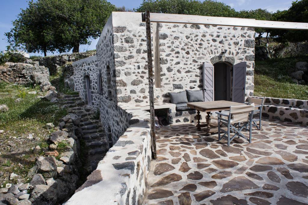 Kafka Stone House * Emporeiós